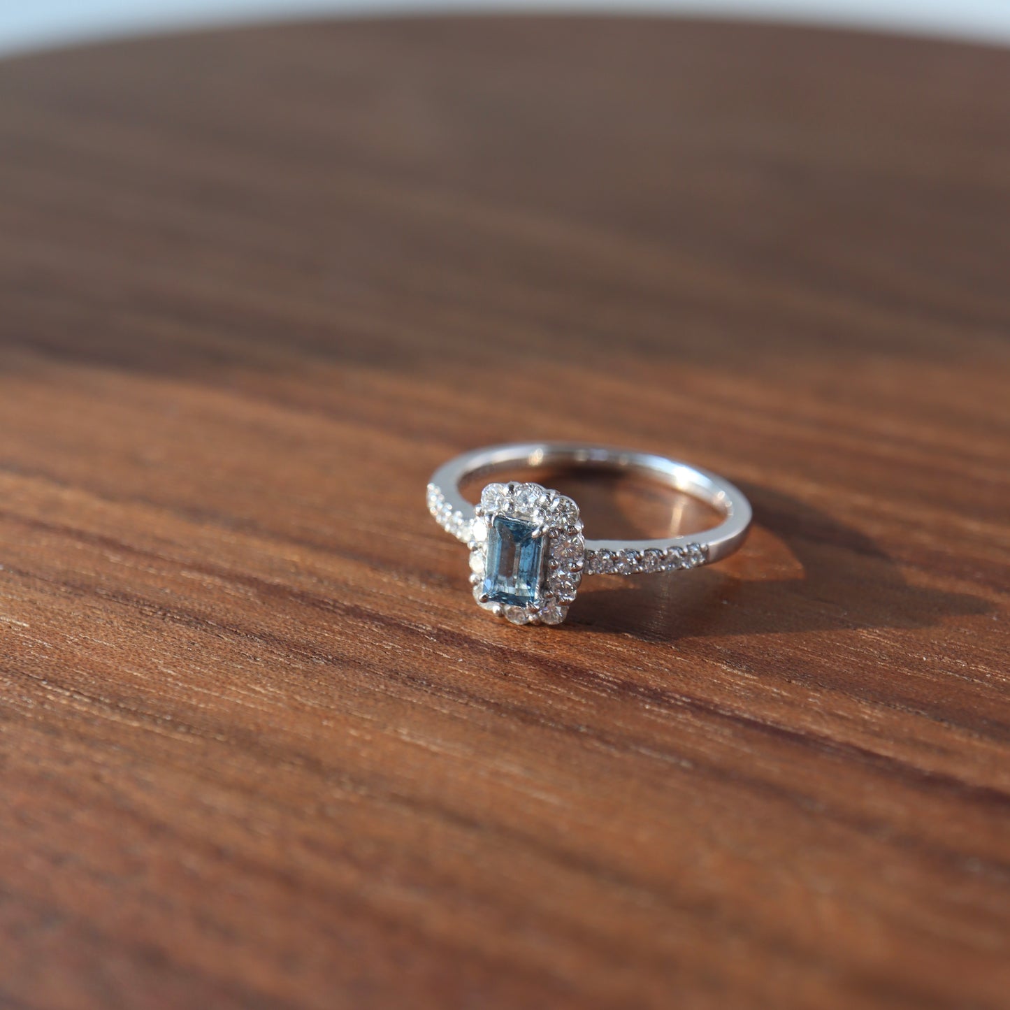 Pt900 Aquamarine Diamond Ring