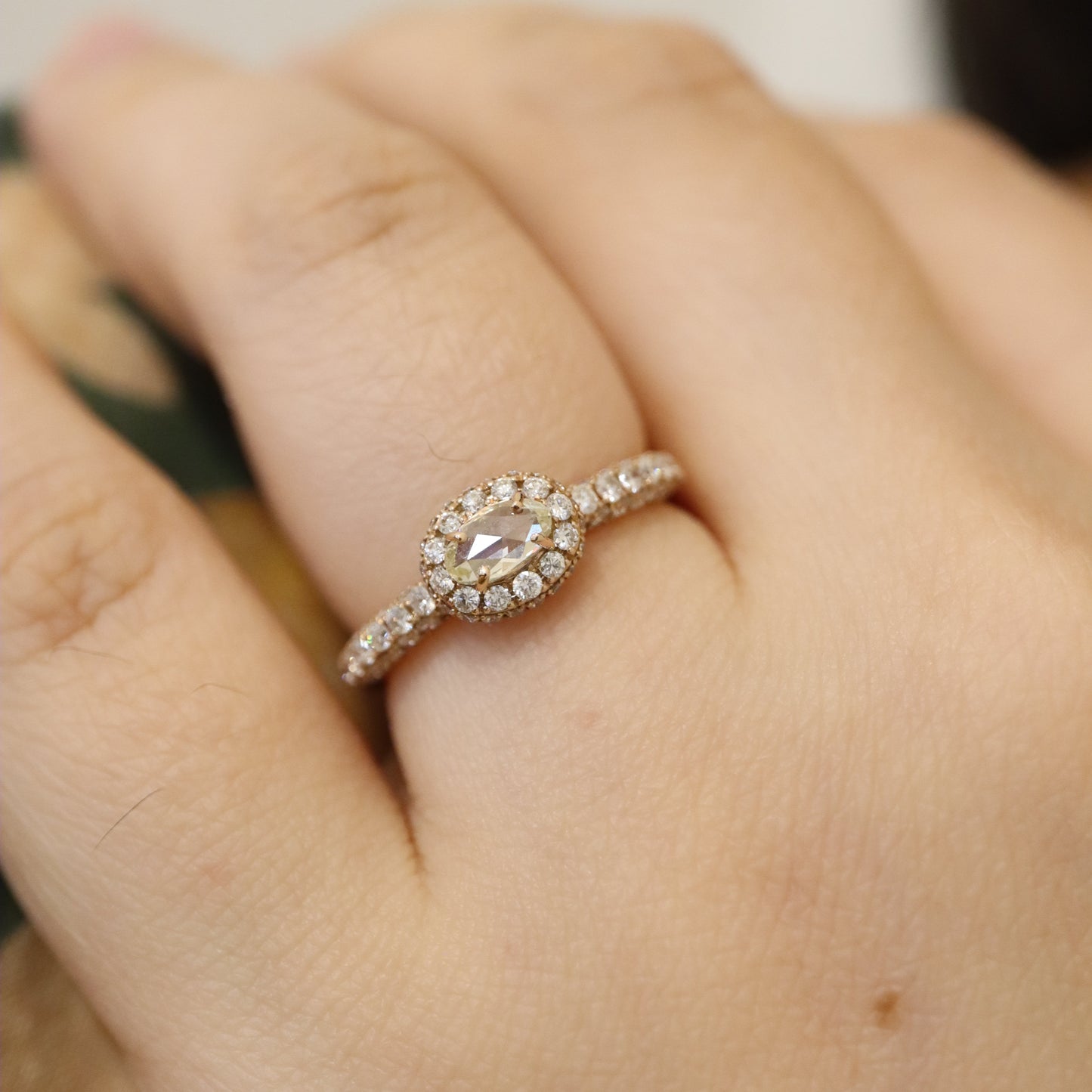 18K Rose Cut Oval Diamond Ring