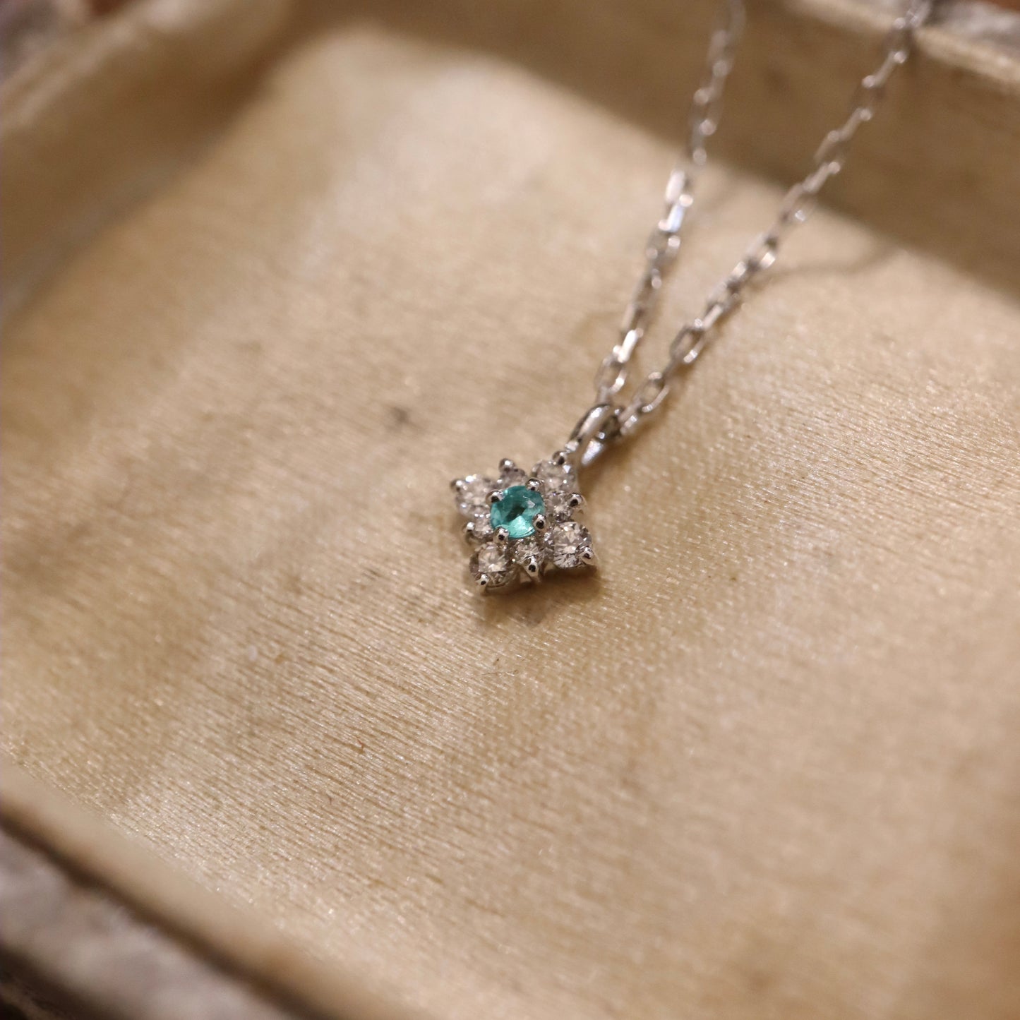 Pt950 Paraiba Tourmaline and Diamond Necklace
