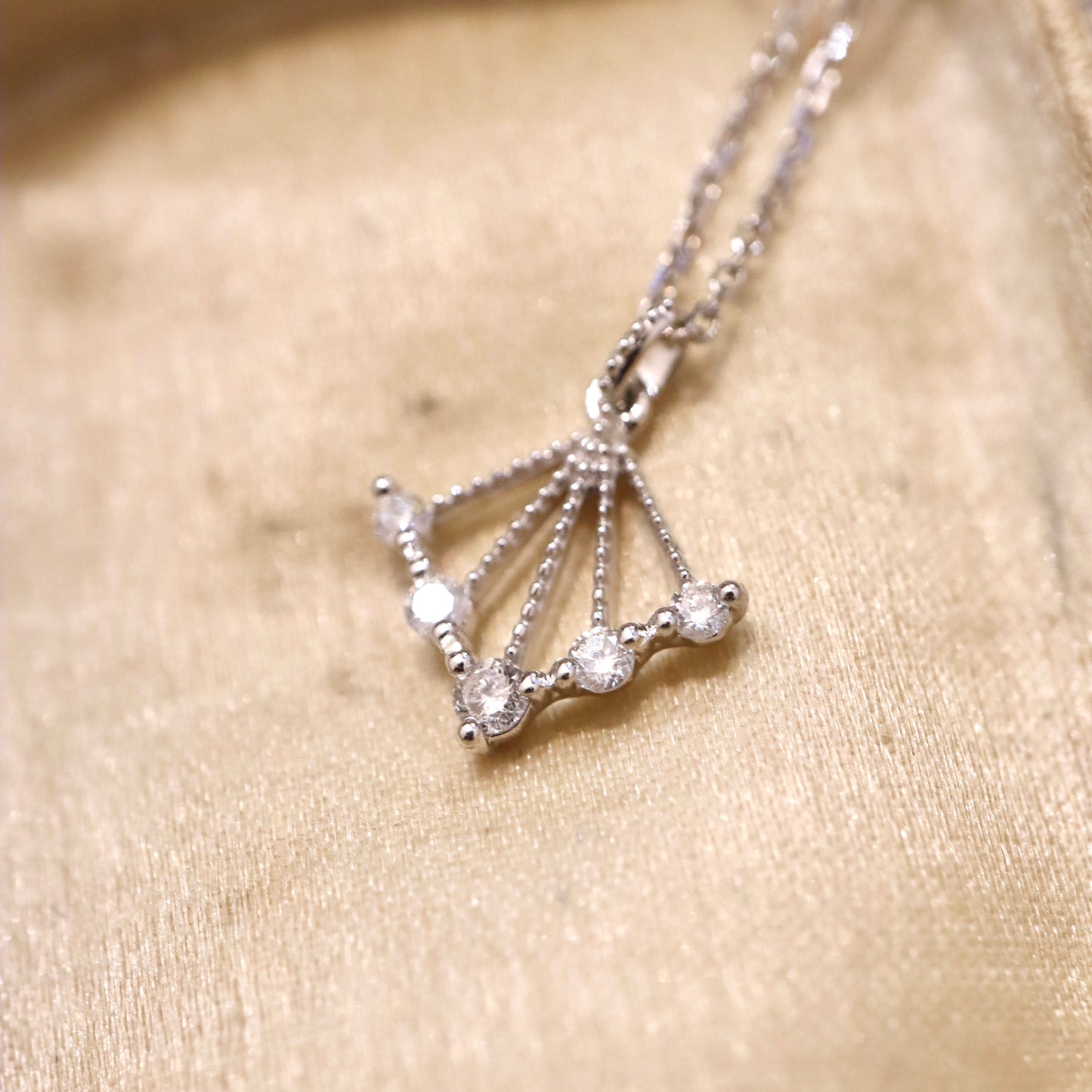 10K Dainty Diamond Necklace