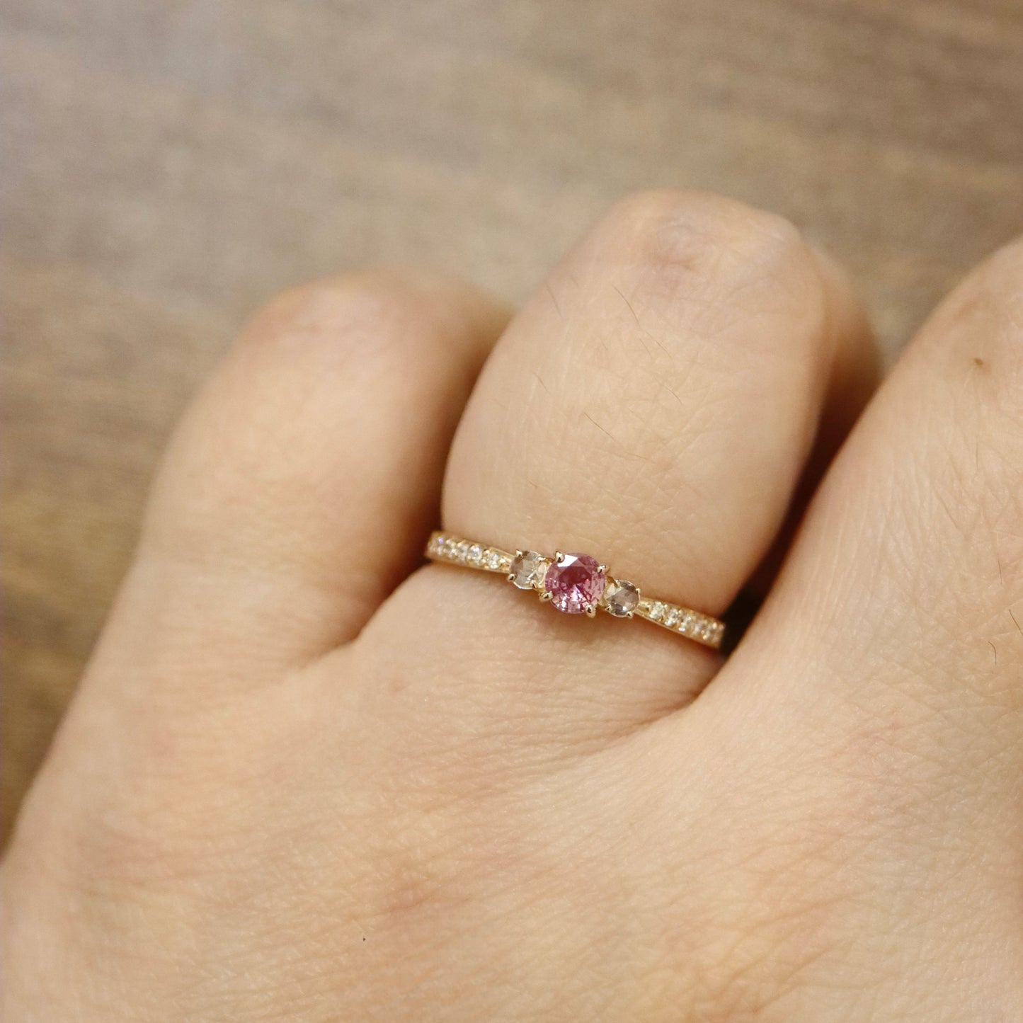 18K Padparadscha sapphire and Diamond Ring (DGL Certificate)