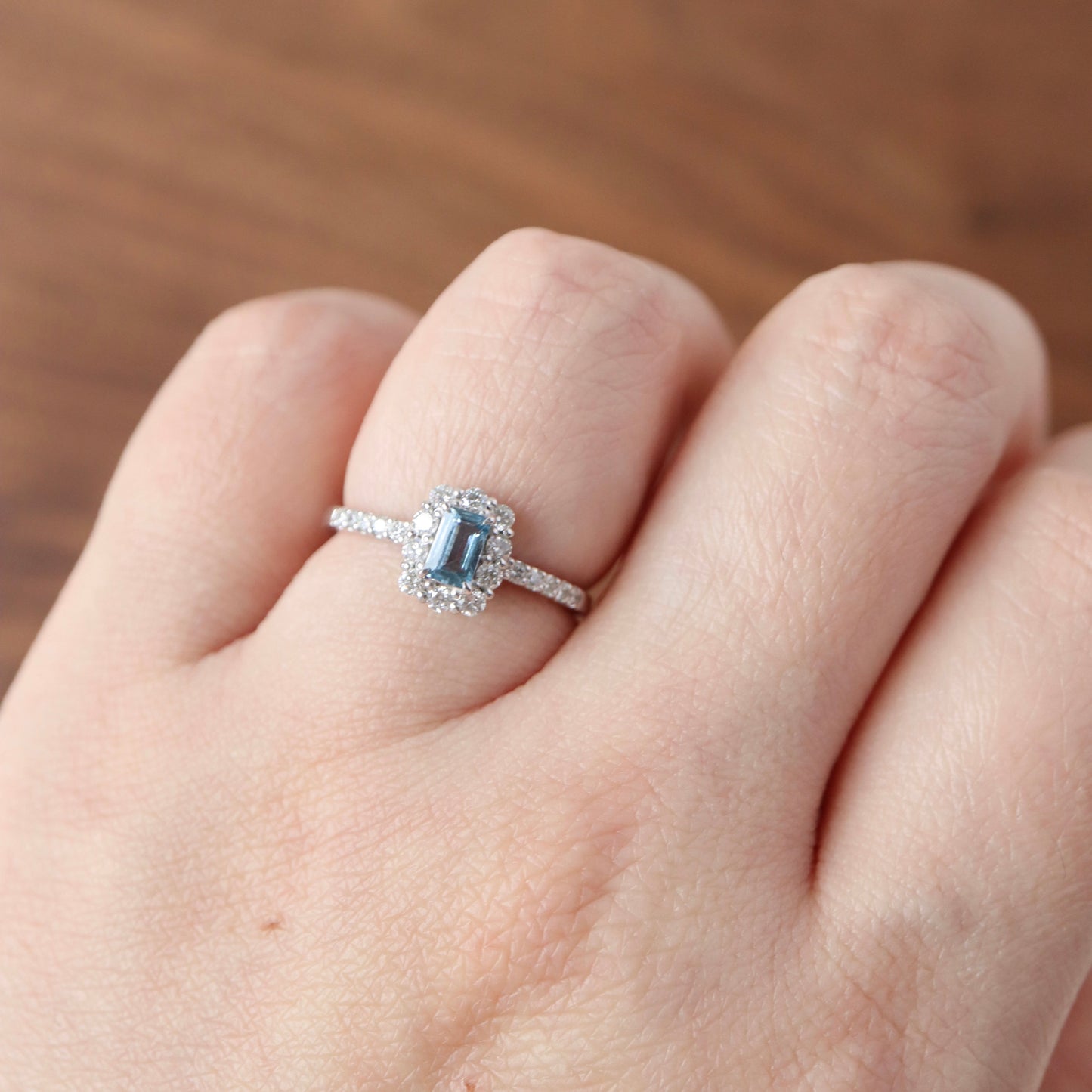 Pt900 Aquamarine Diamond Ring