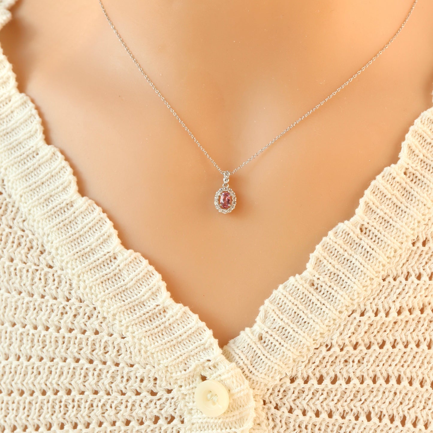 Pt900 Padparadscha and Diamond Pendant Necklace