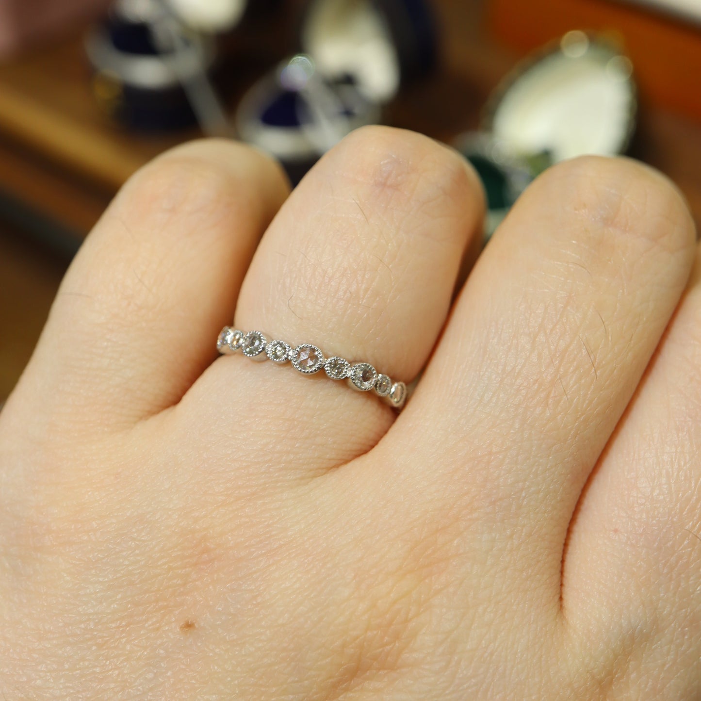 Pt950 Rose Cut Eternity Band