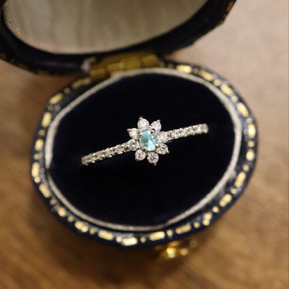 Pt950 Paraiba and Diamond Ring