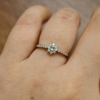Pt950 Paraiba and Diamond Ring